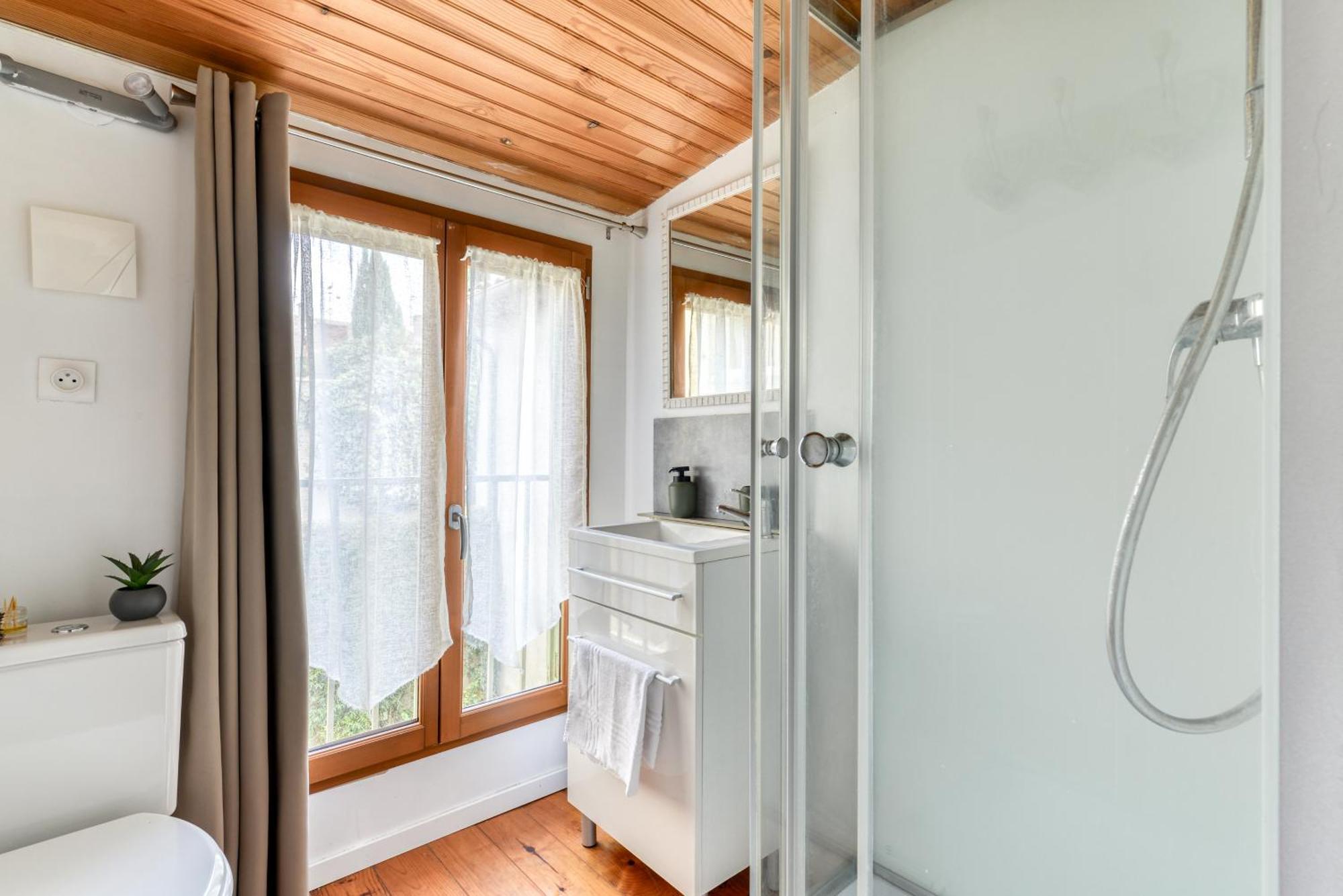 Le Patio De La Bastide Avec Terrasse & Netflix - Quartier Paisible Apartment การ์กาซอน ภายนอก รูปภาพ